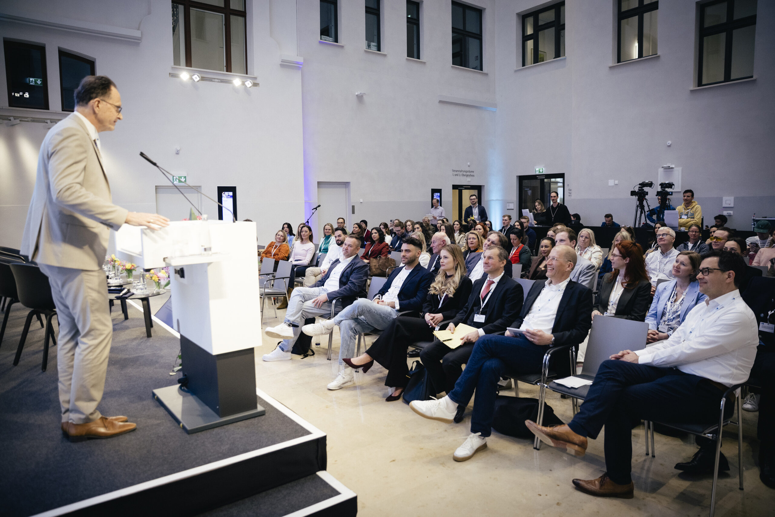 018_IHK_Influencer_TAX_Talk©Goran_Gajanin_DAS_KRAFTBILD